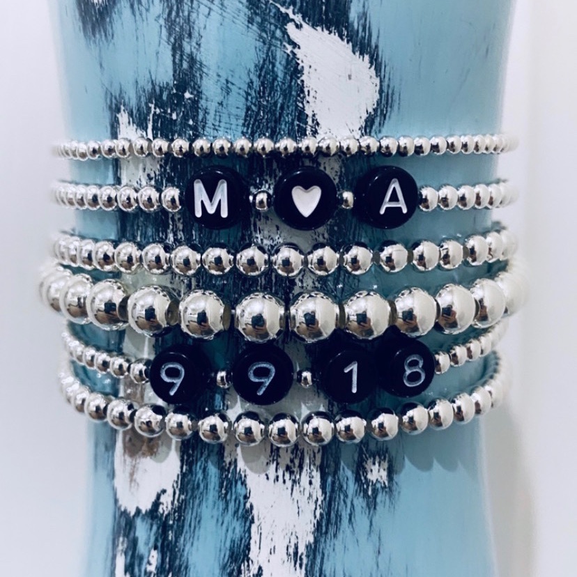 6 Customizable Bracelets